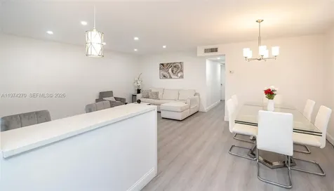5300 Washington Street Hollywood FL 33021