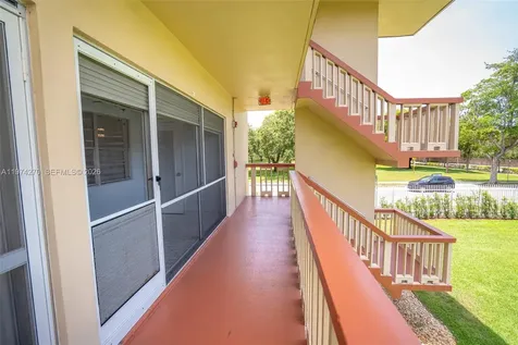 5300 Washington Street Hollywood FL 33021