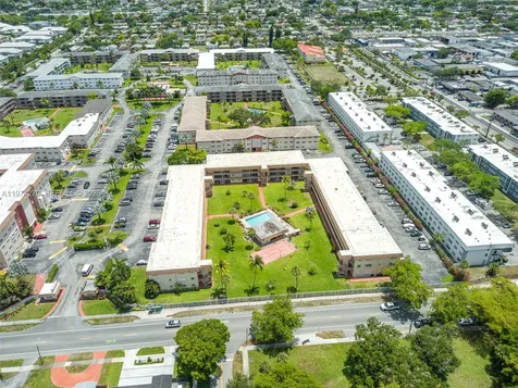 5300 Washington Street Hollywood FL 33021