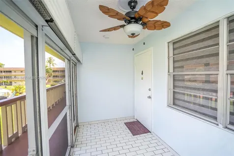 5300 Washington Street Hollywood FL 33021