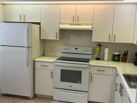 13105 SW 16th Court Pembroke Pines FL 33027