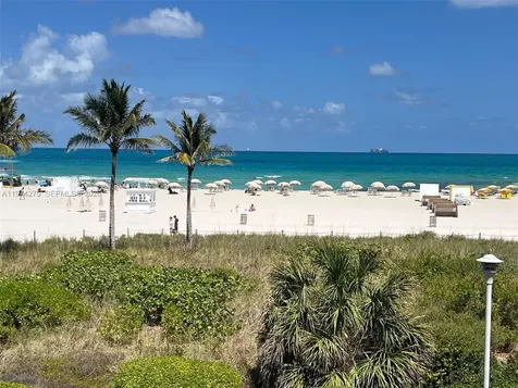 100 Lincoln Road Miami Beach FL 33139