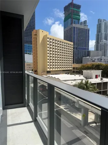 121 NE 5th Miami FL 33132