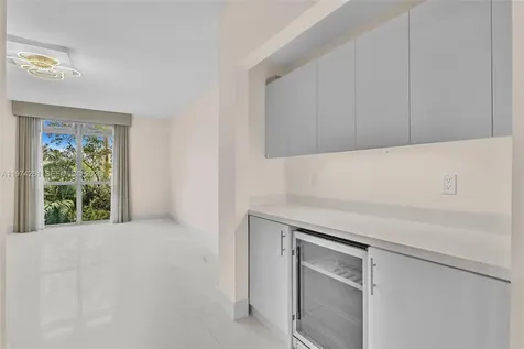 17301 Biscayne Boulevard North Miami Beach FL 33160
