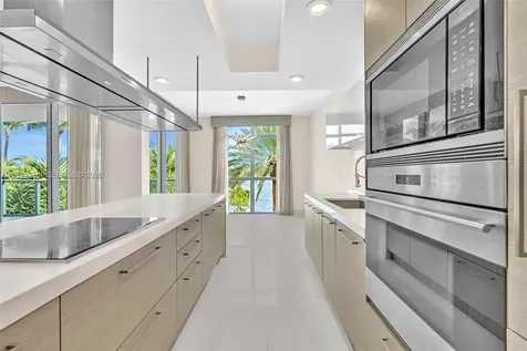 17301 Biscayne Boulevard North Miami Beach FL 33160