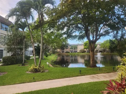 5101 NW 34th Street Lauderdale Lakes FL 33319