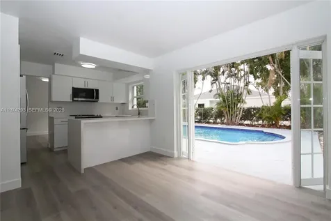 4940 SW 94th Way Cooper City FL 33328