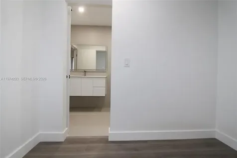 4940 SW 94th Way Cooper City FL 33328