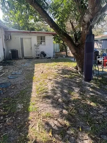 15 NE 130th Street North Miami FL 33161