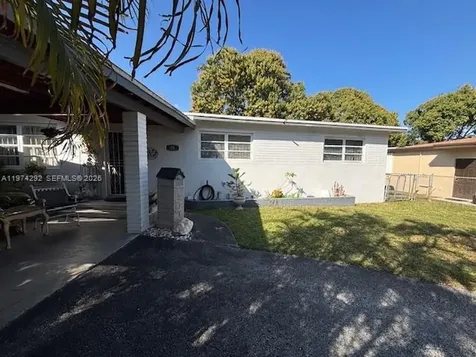 15 NE 130th Street North Miami FL 33161