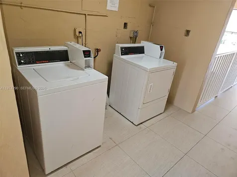 4560 NW 79 Avenue Doral FL 33166