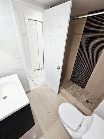 4560 NW 79 Avenue Doral FL 33166
