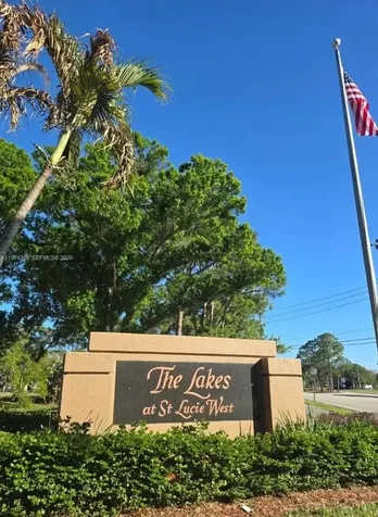 1529 NW Amherst Drive Port St. Lucie FL 34986