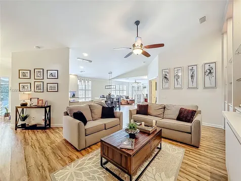 1529 NW Amherst Drive Port St. Lucie FL 34986