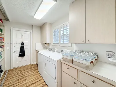 1529 NW Amherst Drive Port St. Lucie FL 34986