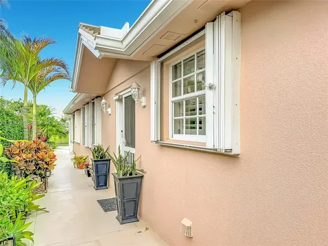1529 NW Amherst Drive Port St. Lucie FL 34986