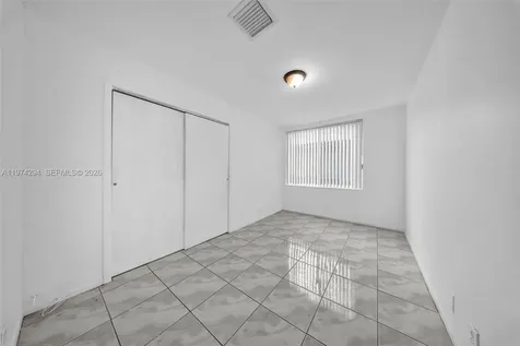 1853 SW 17th Street Miami FL 33145