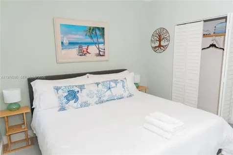 3134 Carter Street Miami FL 33133