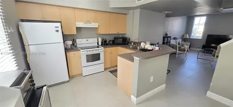 2945 NE 185th Street Aventura FL 33180