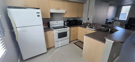 2945 NE 185th Street Aventura FL 33180