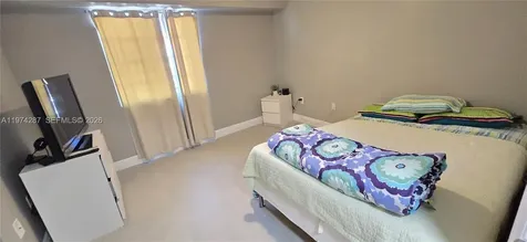 2945 NE 185th Street Aventura FL 33180