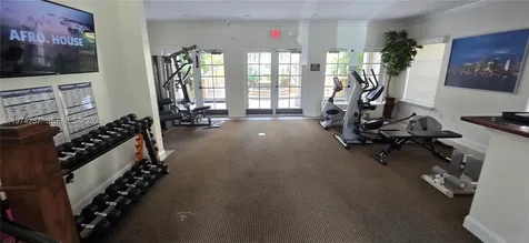 2945 NE 185th Street Aventura FL 33180
