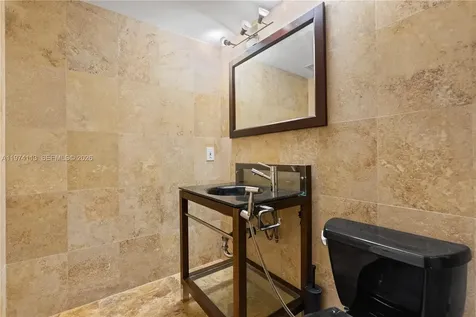 7601 E Treasure Drive North Bay Village FL 33141