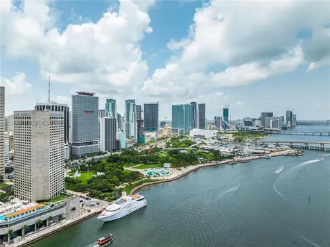 50 Biscayne Boulevard Miami FL 33132