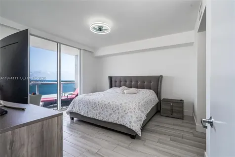 50 Biscayne Boulevard Miami FL 33132