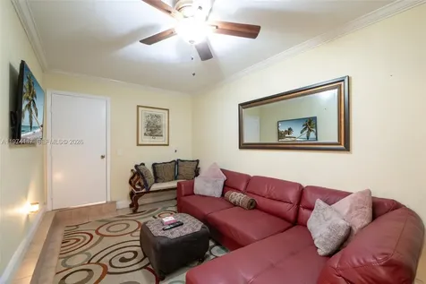 10 NW 110th Avenue Plantation FL 33324