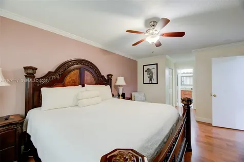 10 NW 110th Avenue Plantation FL 33324