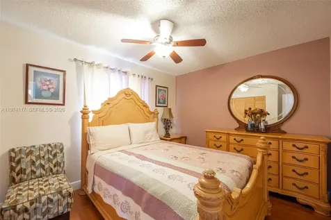 10 NW 110th Avenue Plantation FL 33324