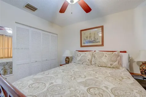 10 NW 110th Avenue Plantation FL 33324