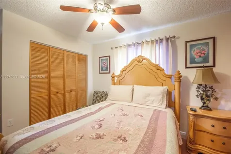 10 NW 110th Avenue Plantation FL 33324