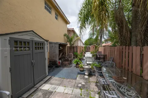 10 NW 110th Avenue Plantation FL 33324