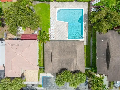 10 NW 110th Avenue Plantation FL 33324