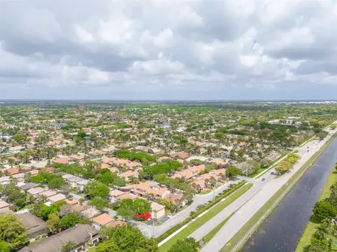 10 NW 110th Avenue Plantation FL 33324