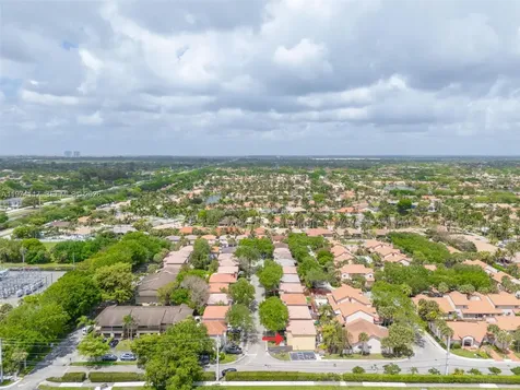 10 NW 110th Avenue Plantation FL 33324