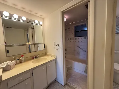 1100 Colony Point Circle Pembroke Pines FL 33026