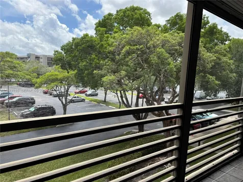 1100 Colony Point Circle Pembroke Pines FL 33026