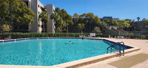 1100 Colony Point Circle Pembroke Pines FL 33026