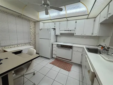 1100 Colony Point Circle Pembroke Pines FL 33026