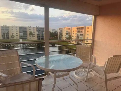 441 SE 3rd Street Dania Beach FL 33004