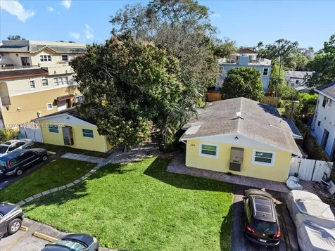 620 SW 10th Street Fort Lauderdale FL 33315