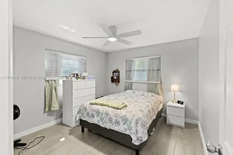 620 SW 10th Street Fort Lauderdale FL 33315