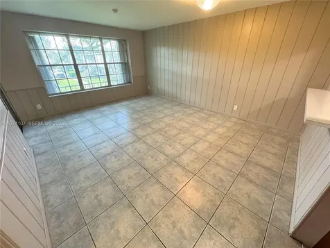 432 NW 70th Avenue Plantation FL 33317