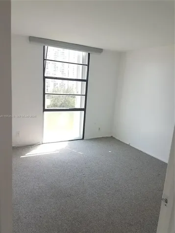 3475 N Country Club Drive Aventura FL 33180