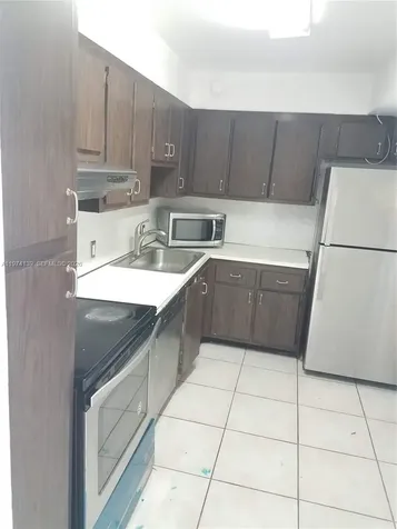 3475 N Country Club Drive Aventura FL 33180