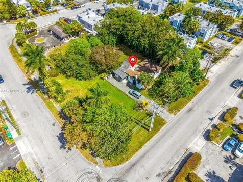 219 NE 141st Street Miami FL 33161