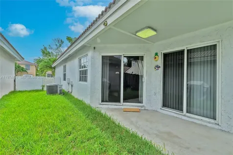 1361 Seagrape Circle Weston FL 33326